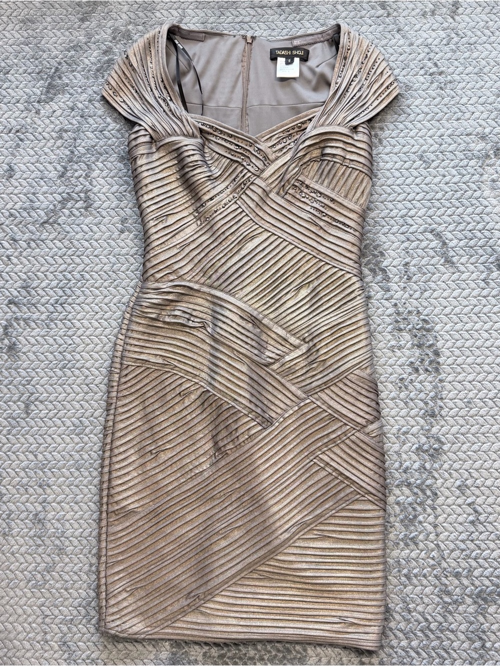 Tadashi Shoji Metallic Bronze Pintuck Bandage Dress with Embellishments Size Sma - Picture 2 of 15